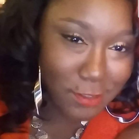 Meet your Posher, Marquisa - Picture 1 of 1